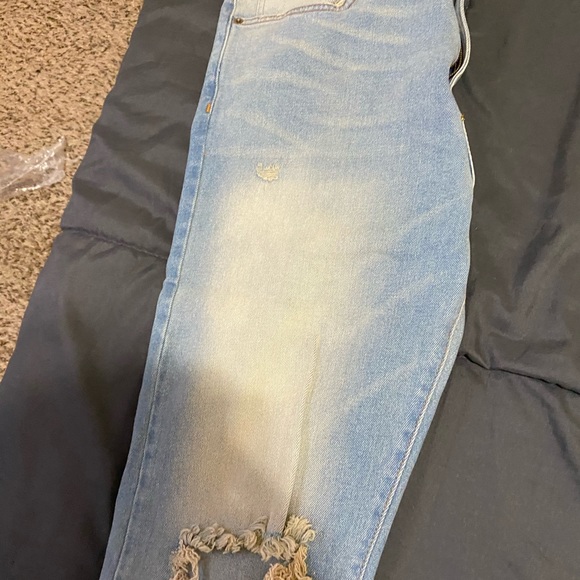 Fashion Nova Jeans - Picture 3 of 5